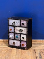 Jewelry box storage with drawers