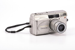 Olympus super zoom 80g compact camera.