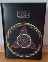 Hand-painted triquetra 2024 deadline diary / calendar with mandala decoration a5 daily