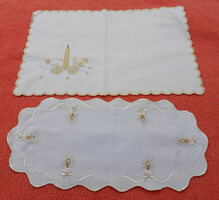 Christmas tablecloth embroidered with silk. 2 pcs.