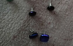 Women's earrings: glass jewelry