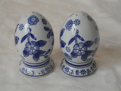 Egg-shaped porcelain spice holder with blue pattern (2 pcs.)