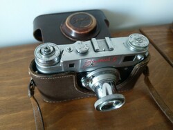 For collectors, rare zorkij 5 camera for sale with original leather case.