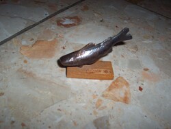 Small metal fish table decoration for anglers