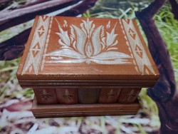 Székely secret box, wooden jewelry box