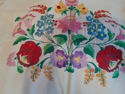 Embroidered pillow needlework 50 cm