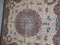 Antique tablecloth set