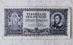 Félrenyomott/rosszul vágott 10 millió milpengő 1946-ból (F+) | 1 db bankjegy