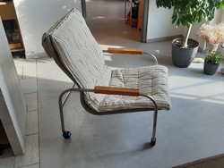 Tubular retro design armchair