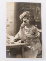 Régi képeslap fotó levelezőlap levélíró hölgy