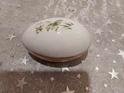 Porcelain egg-shaped bonbonier