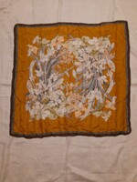 Silk scarf with a beautiful flower pattern, 13 grams