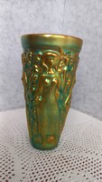 Zsolnay eozin szüretelő pohár arany pajzspecsétes, magasság: 16 cm, szájadék: 8,5 cm