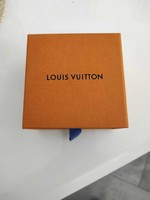 Louis vuitton box original flawless size: 9 x 9 x 5.5 Cm.