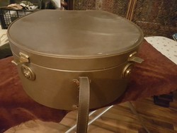 Hat box from the middle of the last century.