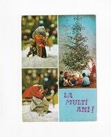 T:00 Santa postcards
