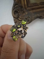 Gyönyörű  ezüstözött zöld cirkóniás női  kéttónusú gyűrű