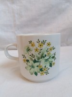 Porcelain mug with Alföldi flowers