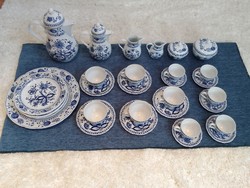 33 pieces of onion-patterned porcelain set, for tea, coffee, and cakes!