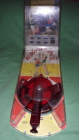Old sheet metal factory metal plate basketball game flawless. It works! According to the pictures