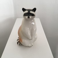 Lomonosov figura, vörös panda