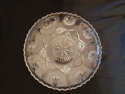 Cut glass bowl with wavy edges, 550 grams