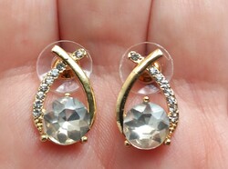 Elegant zirconia earrings