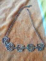 50 cm long silver-plated necklaces