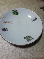 Children's small plate with beetles 1. In the condition shown in the pictures