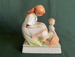 Porcelain figurine of Zsolnay Sinko mother with child with old shield seal (p0004)