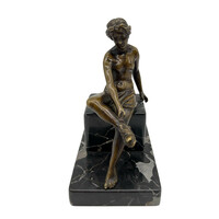 Purifying girl bronze statue m01026