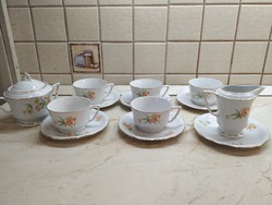 Zsolnay porcelán teáskészlet  pótlásra eladó! Sárga virágos , ritka, manófüles teás készlet
