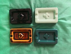 4 ceramic ashtrays, French card colors