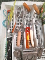 RETRÓ:konyhai eszközök tárolóval együtt