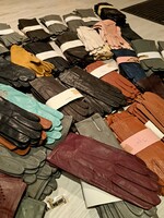Women's small leather gloves collection new! 150 pairs