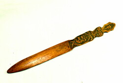 Old carved wooden leaf-cutting dagger with Hungarian coat of arms