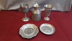 Set of 5 tins 2 pcs. Wine cup, 1 pourer and 2 pcs. Dinner plate.