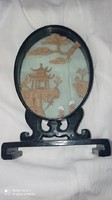 Lakkozott fa kép, régi türelemüveg, keleti, kínai vagy japán tájkép üveg alatt