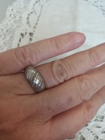Eladó régi ezüst kézműves foglalt markazitokkal gyűrű!