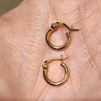 New gold-plated marked metal earrings