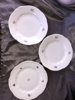 Zsolnay plates with a flower pattern from 1927-28! Not a complete set!