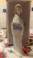 Figure of Lladro girl with cala lily