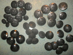 Crowned uniform buttons, several types, 44 pcs