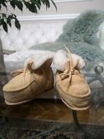 Lambskin carriage shoes, handmade fur baby shoes, 12 cm sole, 12-18 months