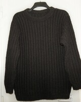 Oversize unisex vastag kezikotott  fekete pulover