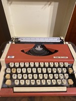 Tbm de luxe old Cyrillic typewriter