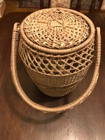 Wicker basket / holder, decorative element. Very nice. Size: 25 cm high and 15 cm in diameter.