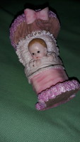 Fairy biscuit painted doll sleeping in a baby room bed 8 x 7 cm according to the pictures