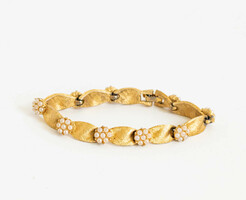Crown trifari vintage bracelet in shiny gold color with small pearls - bracelet, jewelry