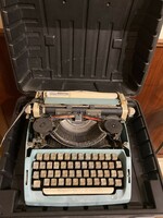 Czechoslovak suitcase typewriter 1979s